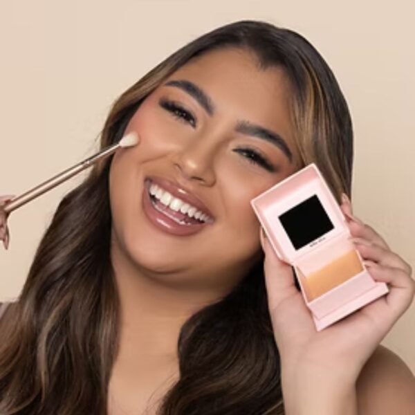 ILUMINADOR COMPACTO ALISSHA BEAUTY TONO 3