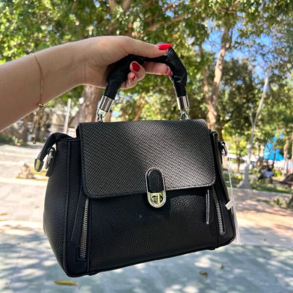 CARTERA DE MANO TIPO PRADA 0252